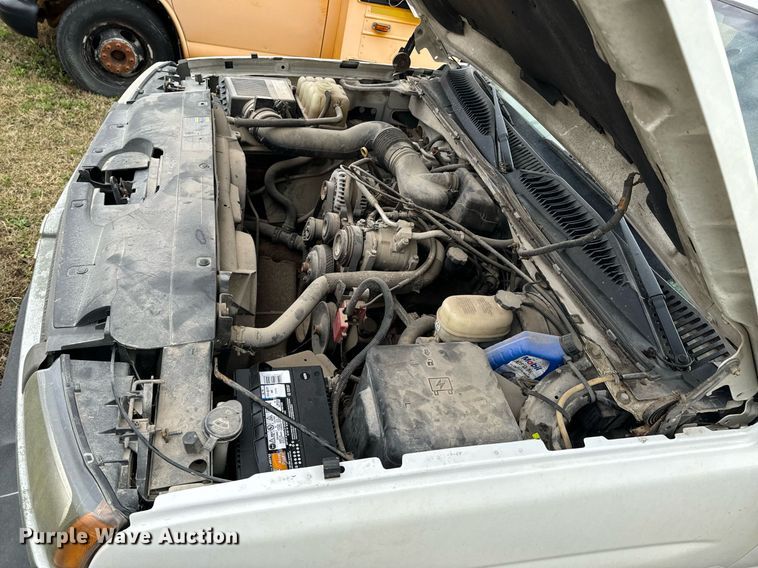 image for item DU9584 2005 Chevrolet Silverado 1500 pickup truck