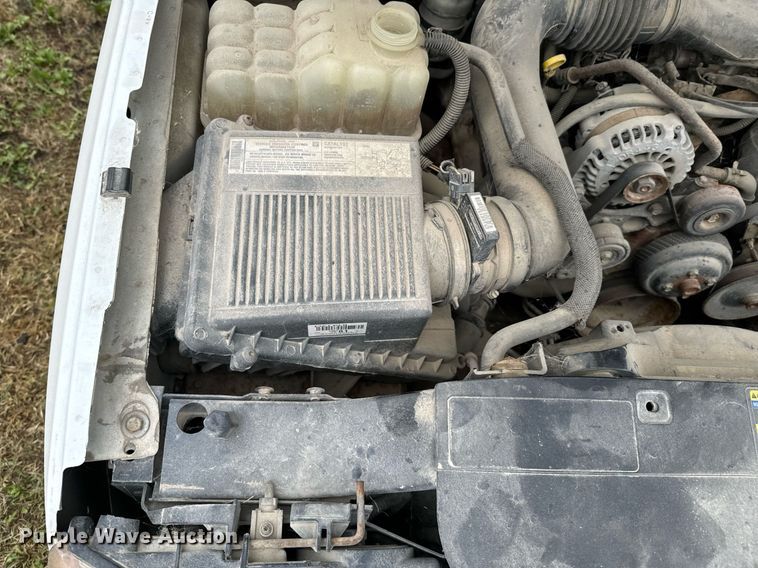 image for item DU9584 2005 Chevrolet Silverado 1500 pickup truck