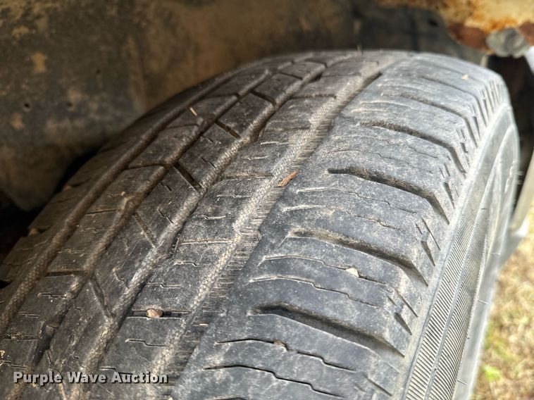 image for item DU9584 2005 Chevrolet Silverado 1500 pickup truck