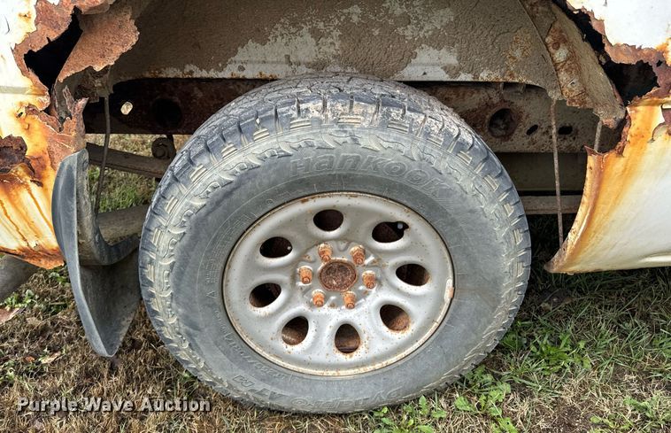 image for item DU9584 2005 Chevrolet Silverado 1500 pickup truck