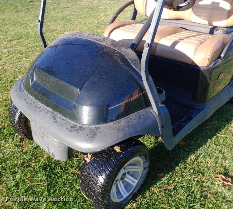 image for item DW0842 2016 Club Car Precedent I2 HF golf cart