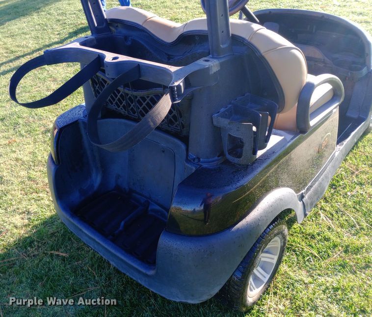 image for item DW0842 2016 Club Car Precedent I2 HF golf cart