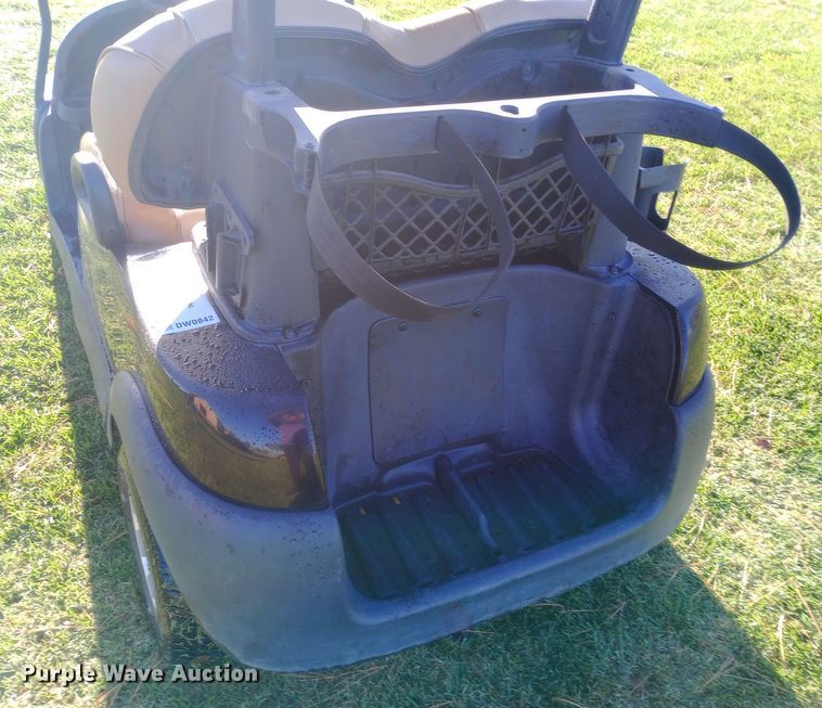 image for item DW0842 2016 Club Car Precedent I2 HF golf cart