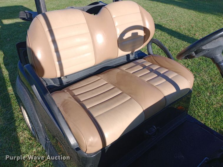 image for item DW0842 2016 Club Car Precedent I2 HF golf cart
