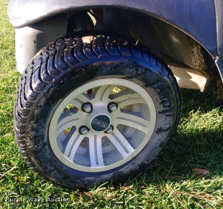 image for item DW0842 2016 Club Car Precedent I2 HF golf cart