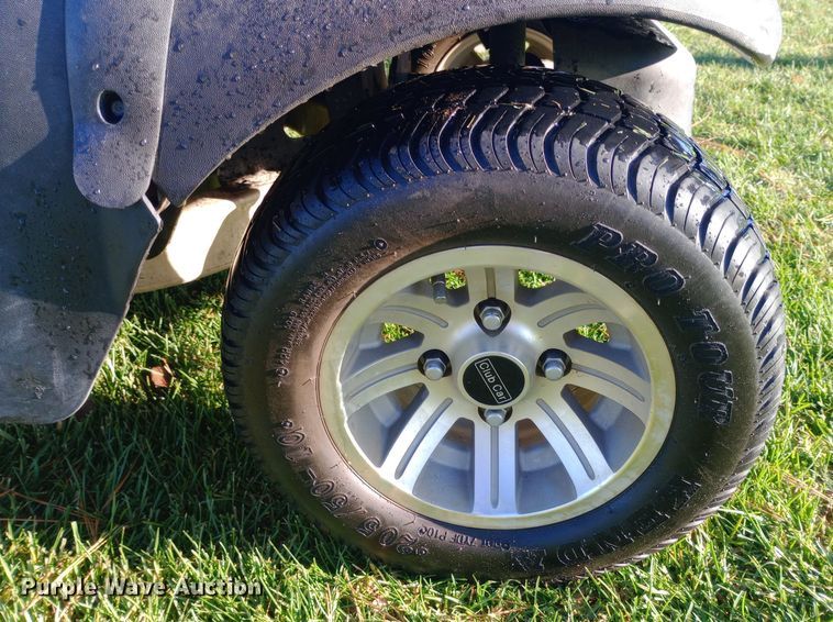 image for item DW0842 2016 Club Car Precedent I2 HF golf cart