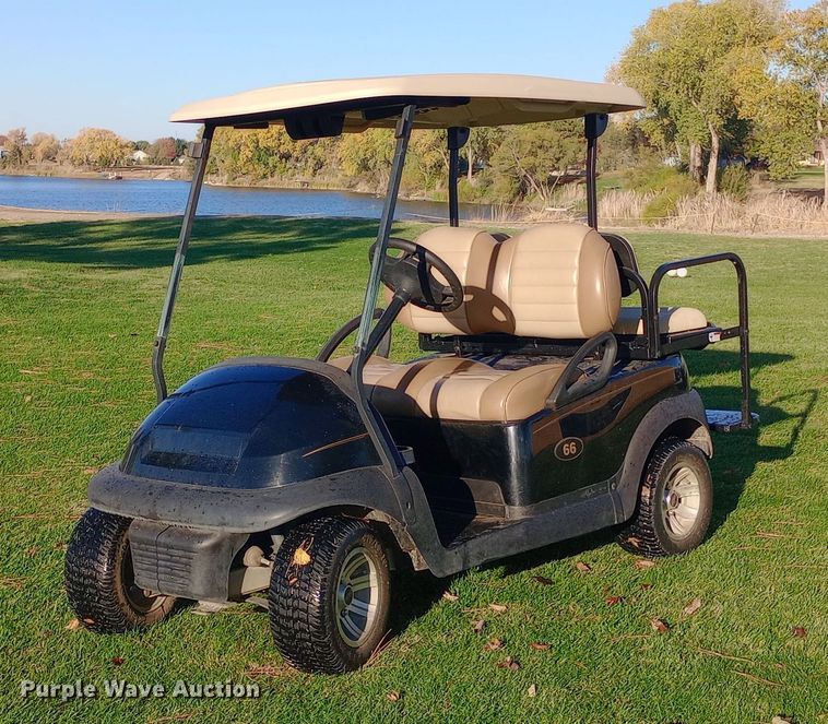 image for item DW0843 2017 Club Car Precedent I2 HF golf cart