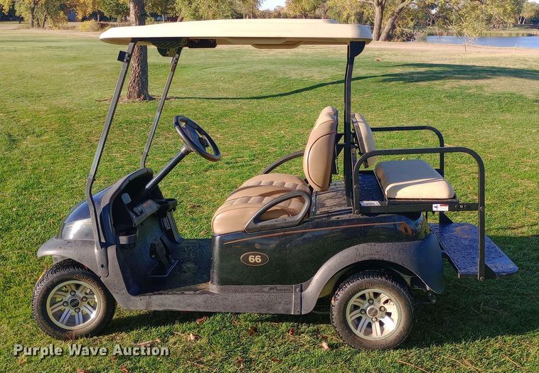image for item DW0843 2017 Club Car Precedent I2 HF golf cart