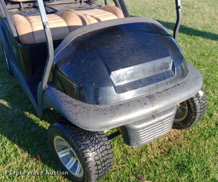 image for item DW0843 2017 Club Car Precedent I2 HF golf cart