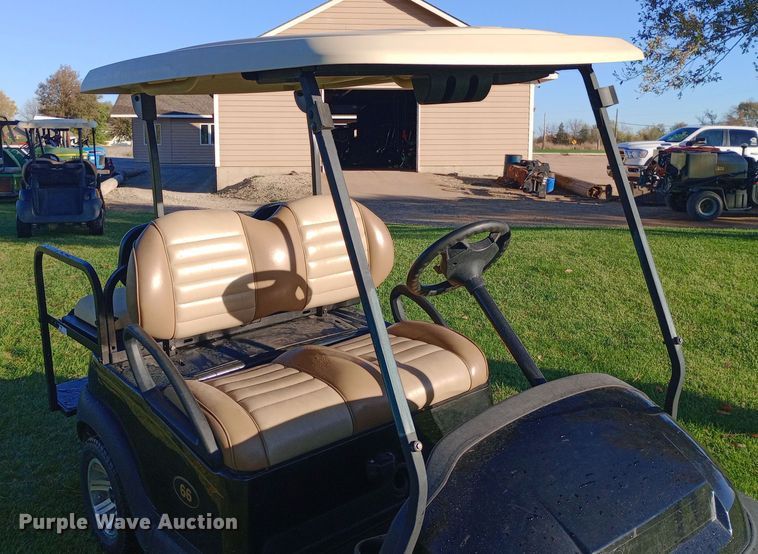 image for item DW0843 2017 Club Car Precedent I2 HF golf cart