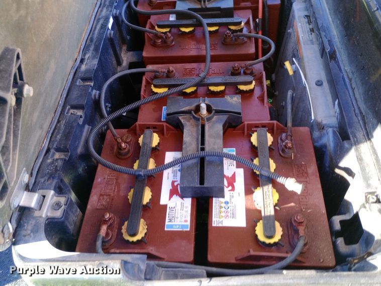 image for item DW0843 2017 Club Car Precedent I2 HF golf cart