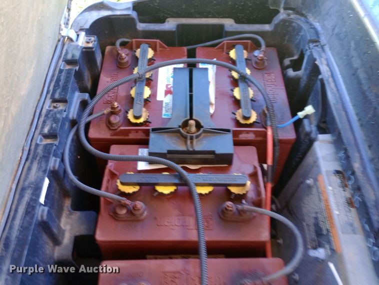 image for item DW0843 2017 Club Car Precedent I2 HF golf cart