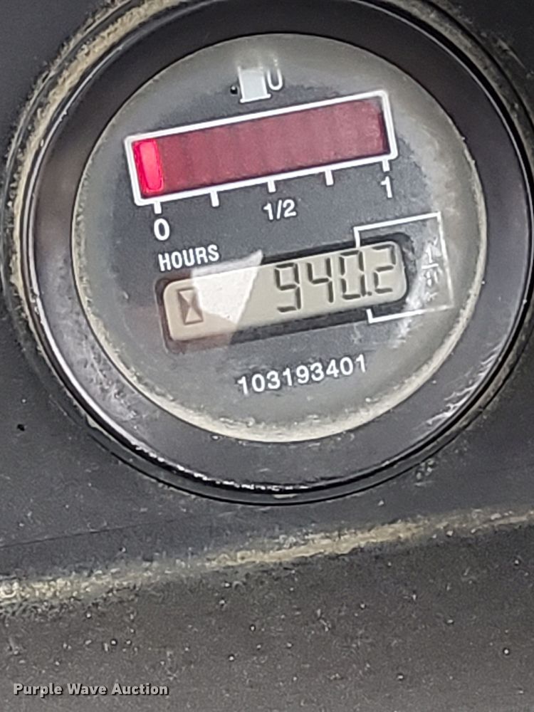 image for item DW0851 2007 Club Car XRT1550 utility vehicle