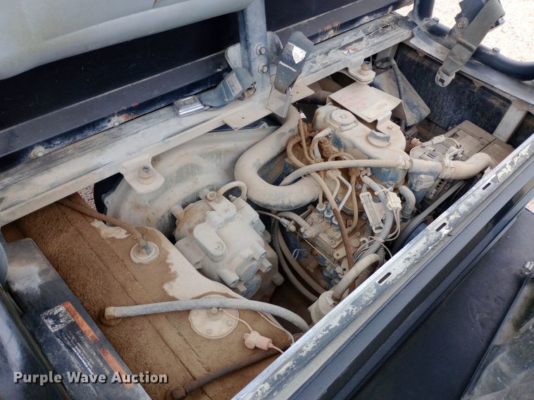 image for item DW0851 2007 Club Car XRT1550 utility vehicle