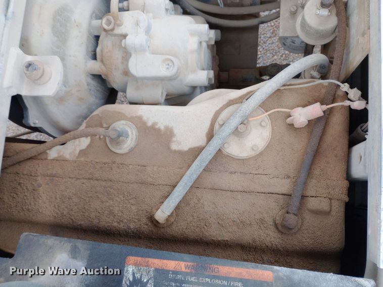 image for item DW0851 2007 Club Car XRT1550 utility vehicle