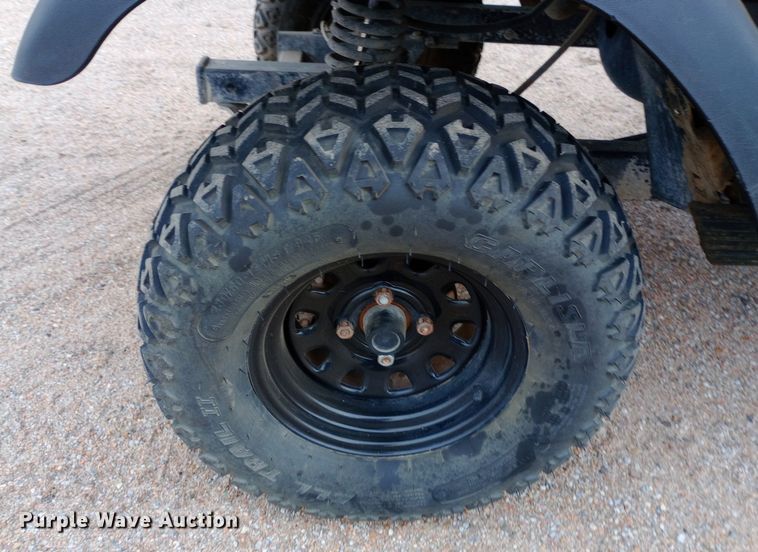 image for item DW0851 2007 Club Car XRT1550 utility vehicle