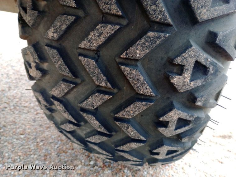 image for item DW0851 2007 Club Car XRT1550 utility vehicle