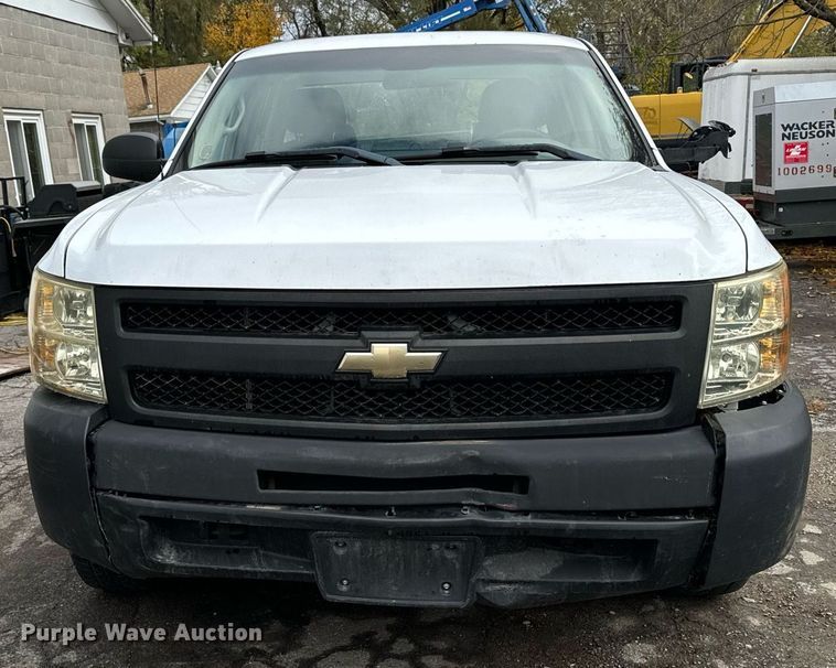 image for item DW2397 2009 Chevrolet Silverado 1500 Ext. Cab pickup truck