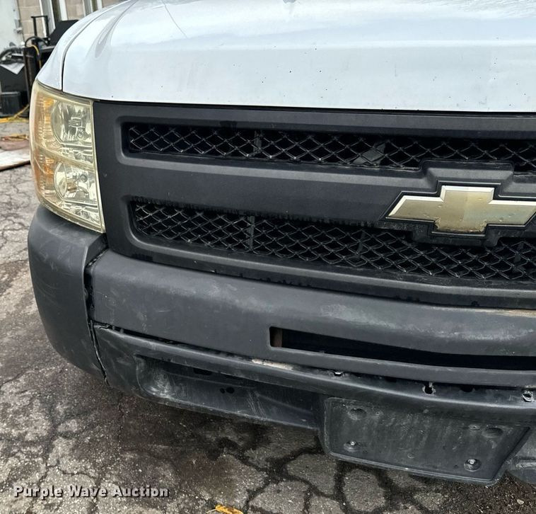 image for item DW2397 2009 Chevrolet Silverado 1500 Ext. Cab pickup truck