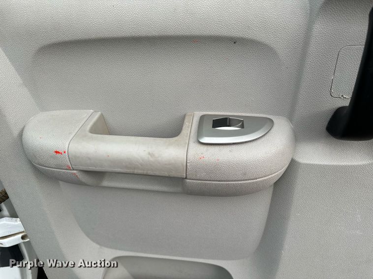 image for item DW2397 2009 Chevrolet Silverado 1500 Ext. Cab pickup truck