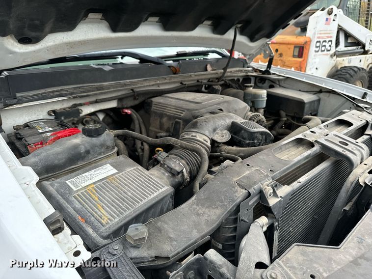 image for item DW2397 2009 Chevrolet Silverado 1500 Ext. Cab pickup truck