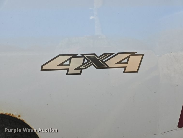 image for item DW3863 2013 Chevrolet Silverado 1500 pickup truck