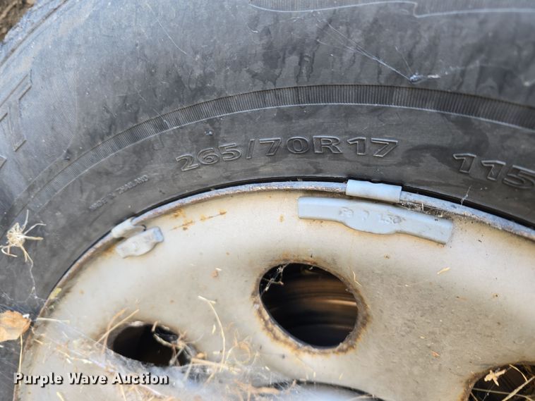 image for item DW3863 2013 Chevrolet Silverado 1500 pickup truck