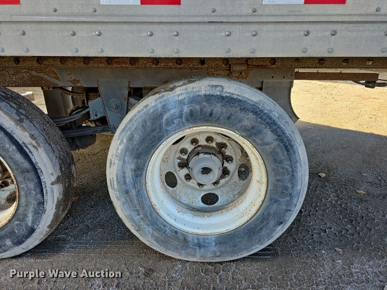 image for item DW3963 2006 Great Dane 74111-SSL101 dry van trailer