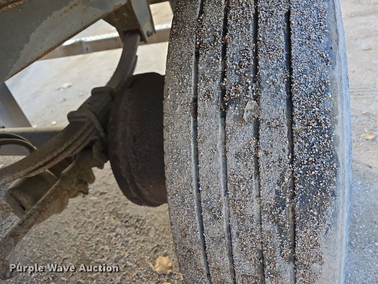 image for item DW3963 2006 Great Dane 74111-SSL101 dry van trailer