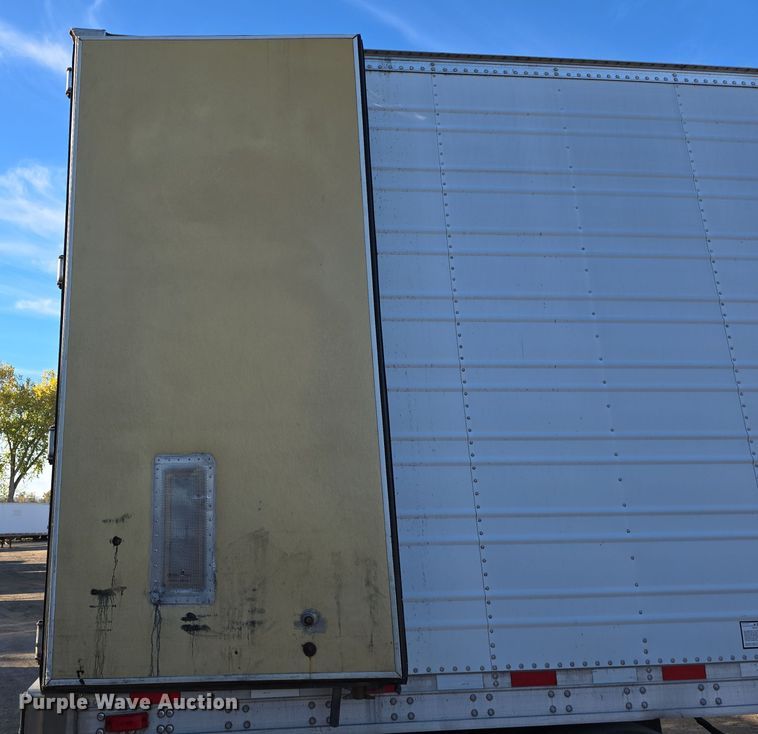 image for item DW3965 2009 Great Dane SUP-1114-11053 refrigerated van trailer