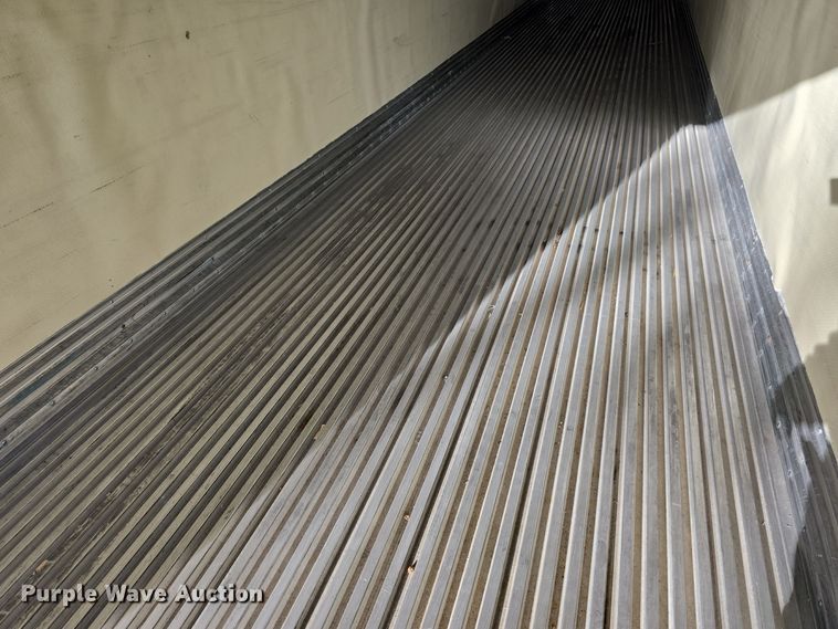 image for item DW3965 2009 Great Dane SUP-1114-11053 refrigerated van trailer