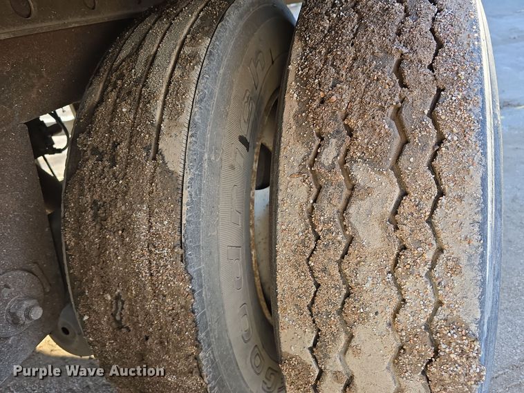 image for item DW3965 2009 Great Dane SUP-1114-11053 refrigerated van trailer