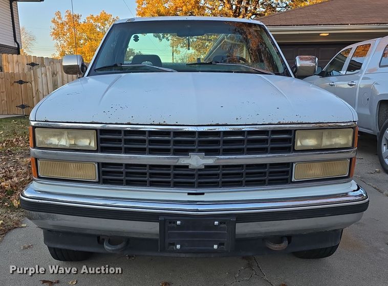 image for item DW3974 1993 Chevrolet K1500 pickup truck