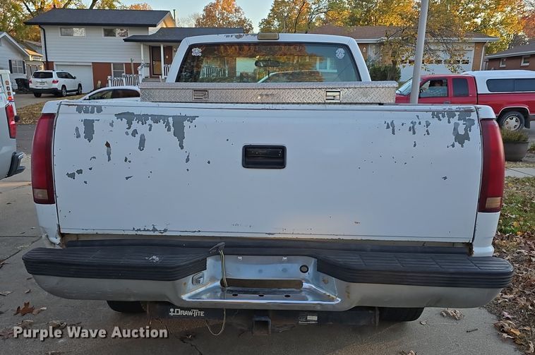 image for item DW3974 1993 Chevrolet K1500 pickup truck