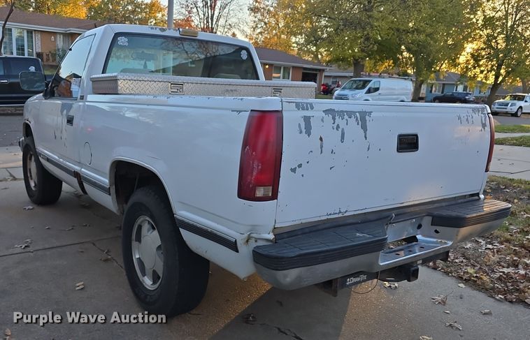 image for item DW3974 1993 Chevrolet K1500 pickup truck