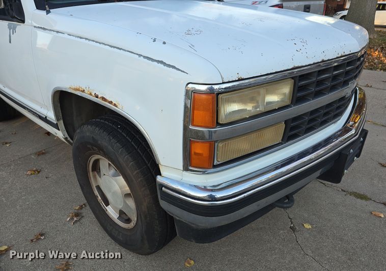 image for item DW3974 1993 Chevrolet K1500 pickup truck