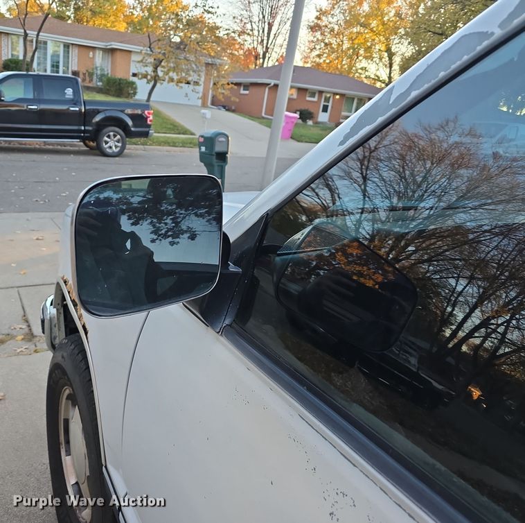 image for item DW3974 1993 Chevrolet K1500 pickup truck