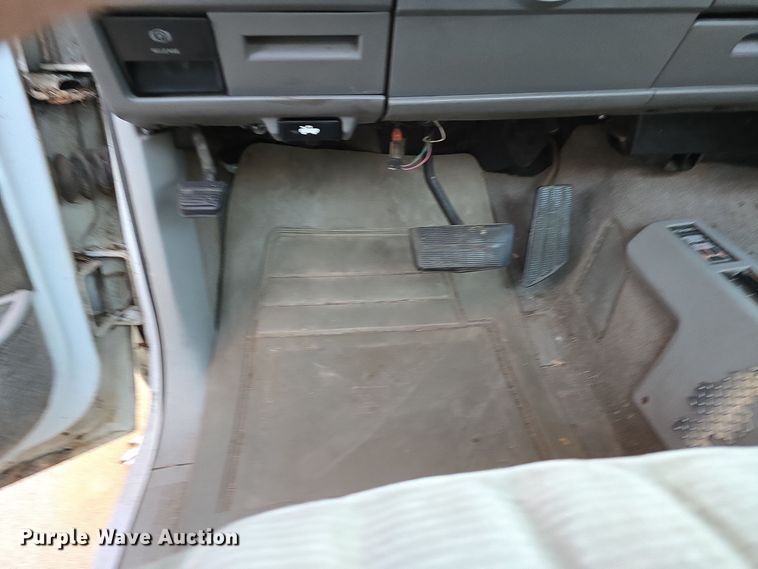 image for item DW3974 1993 Chevrolet K1500 pickup truck