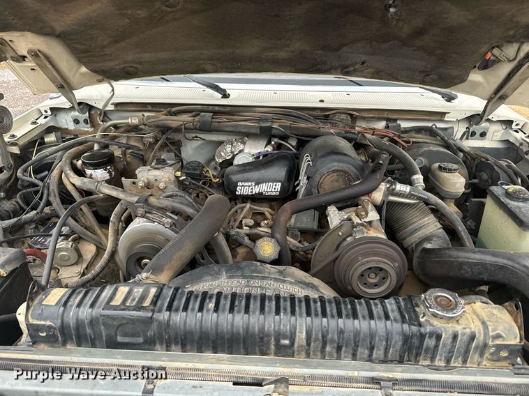 image for item DX3756 1989 Ford F350 Crew Cab pickup truck