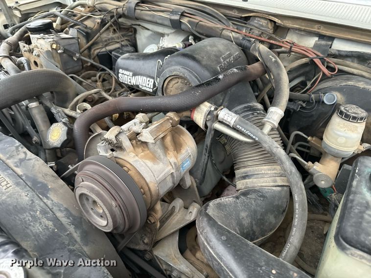 image for item DX3756 1989 Ford F350 Crew Cab pickup truck
