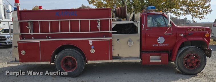 image for item EE8691 1985 GMC  7000 pumper fire truck
