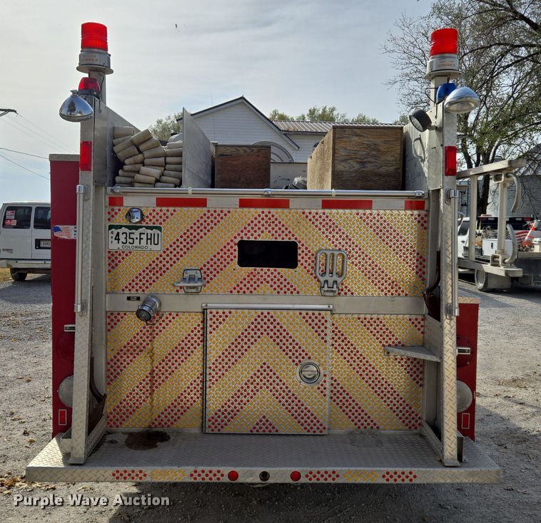 image for item EE8691 1985 GMC  7000 pumper fire truck