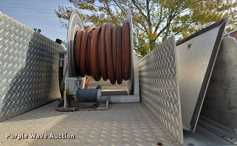 image for item EE8691 1985 GMC  7000 pumper fire truck