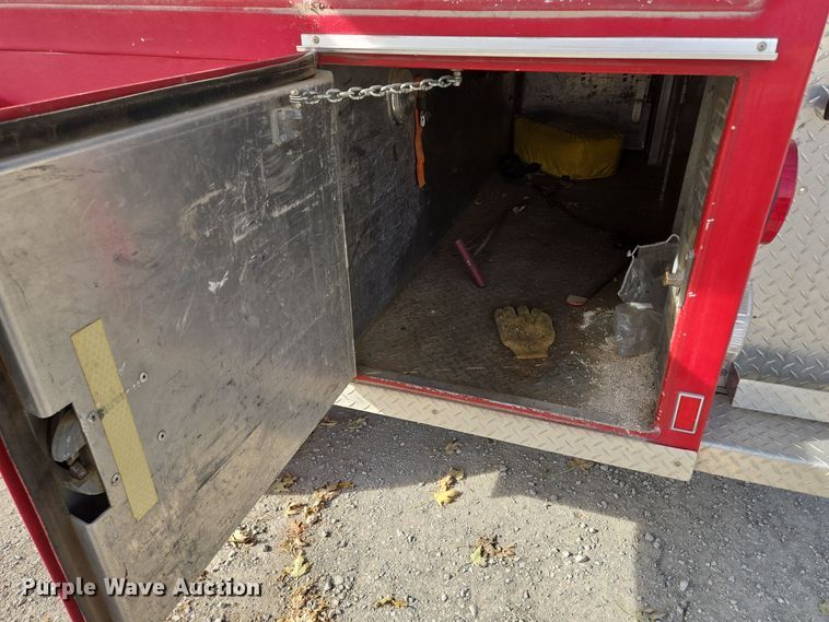 image for item EE8691 1985 GMC  7000 pumper fire truck