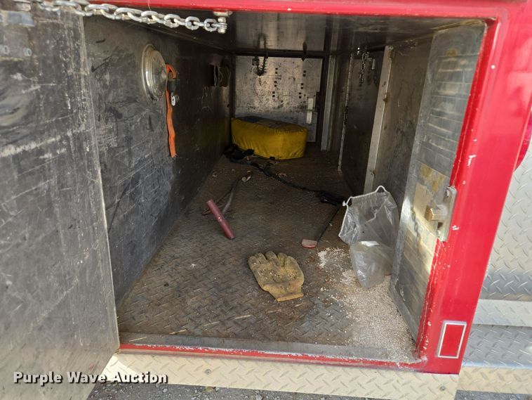 image for item EE8691 1985 GMC  7000 pumper fire truck