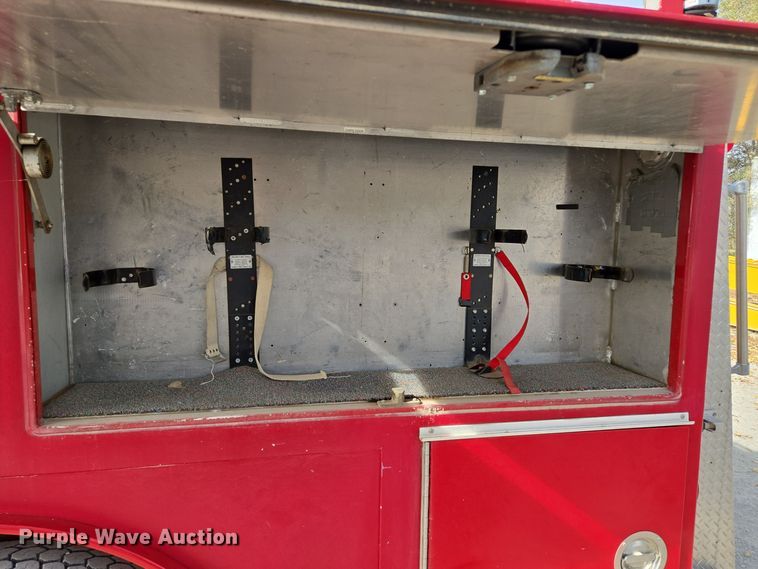 image for item EE8691 1985 GMC  7000 pumper fire truck