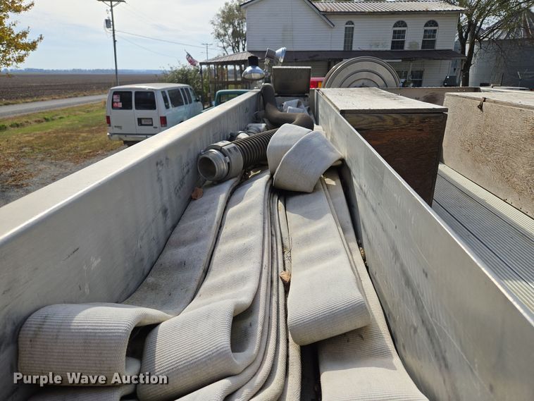 image for item EE8691 1985 GMC  7000 pumper fire truck