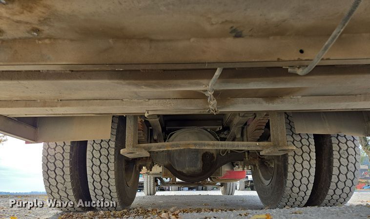 image for item EE8691 1985 GMC  7000 pumper fire truck