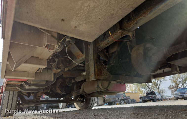 image for item EE8691 1985 GMC  7000 pumper fire truck