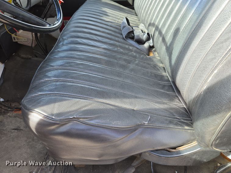 image for item EE8691 1985 GMC  7000 pumper fire truck